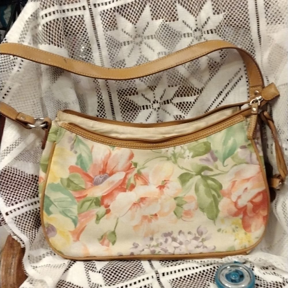 Relic floral bag 